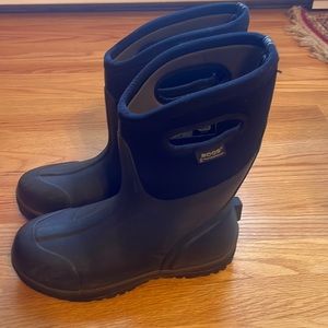 BOGS  Ultra Mid Boots Men's 7